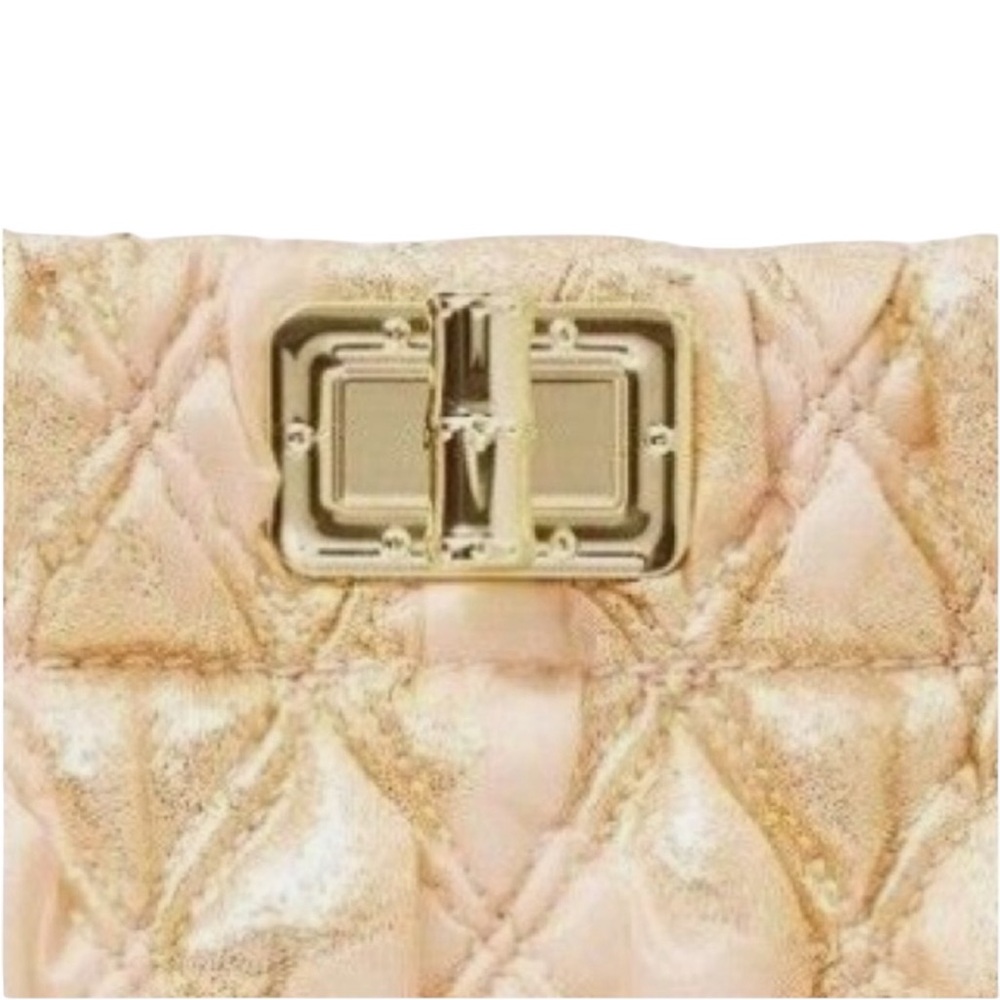 Lilly Pulitzer Gold Organza Quilted Chancey Clutch w/ Turn-Lock Closure & Chain - Picture 4 of 16